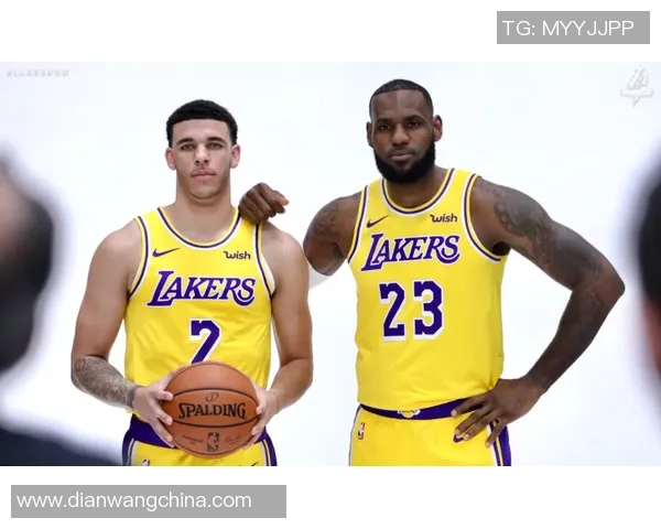 湖人对阵黄蜂精彩回放12月16日比赛全场录像解析与亮点集锦